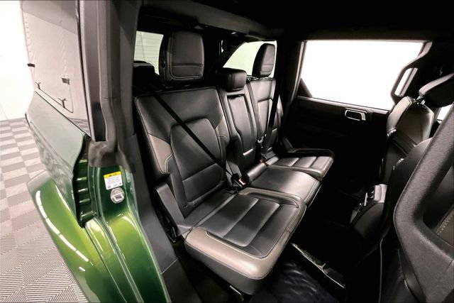 Used 2025 Ford Bronco Outer Banks image 24