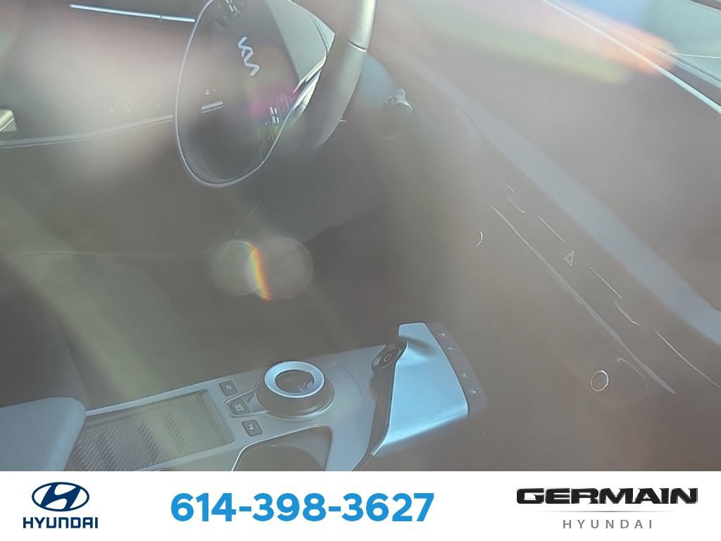 Used 2023 Kia EV6 Wind RWD image 13