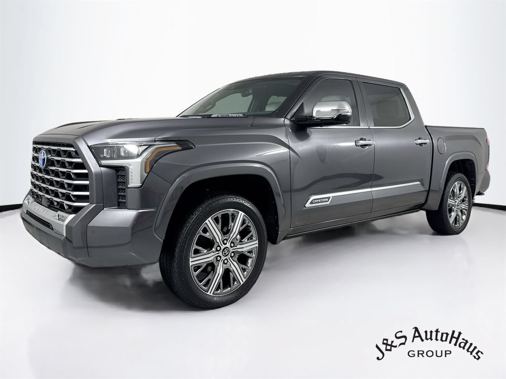 Used 2024 Toyota Tundra Capstone AWD/4WD image 3
