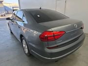 Used 2016 Volkswagen Passat 1.8T R-Line image 10