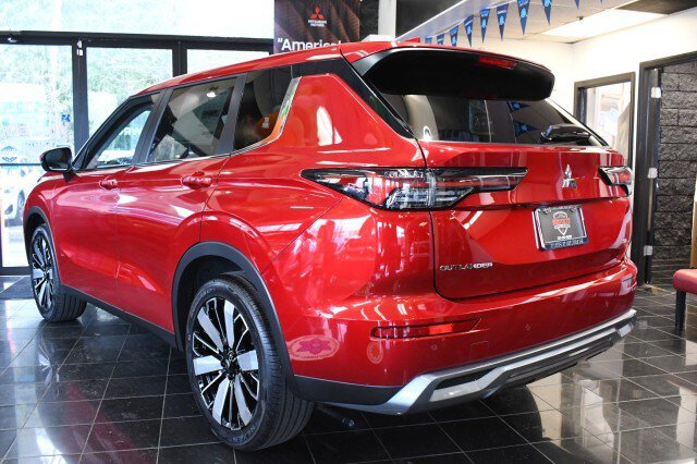 New 2026 Mitsubishi Outlander SE AWD/4WD image 14