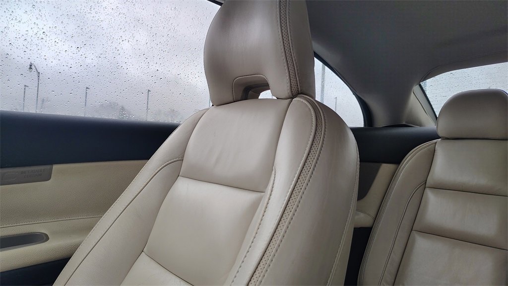 Used 2013 Volvo C70 T5 w/ Climate Pkg image 22