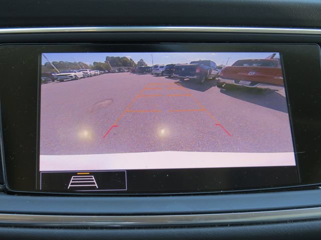 Used 2020 Buick Enclave Essence w/ Sound and Sites Package FWD image 28