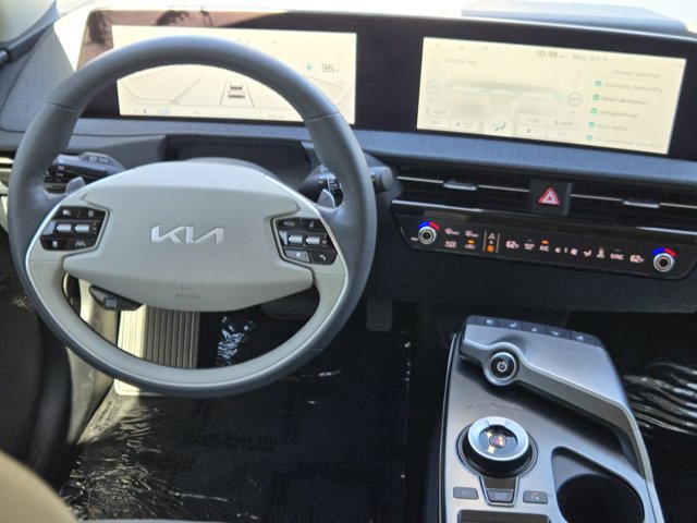 Certified 2023 Kia EV6 Wind AWD/4WD image 27