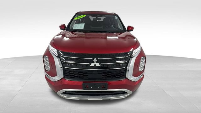 Used 2023 Mitsubishi Outlander SE image 8