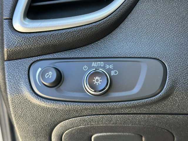 Certified 2020 Chevrolet Trax LS FWD image 14