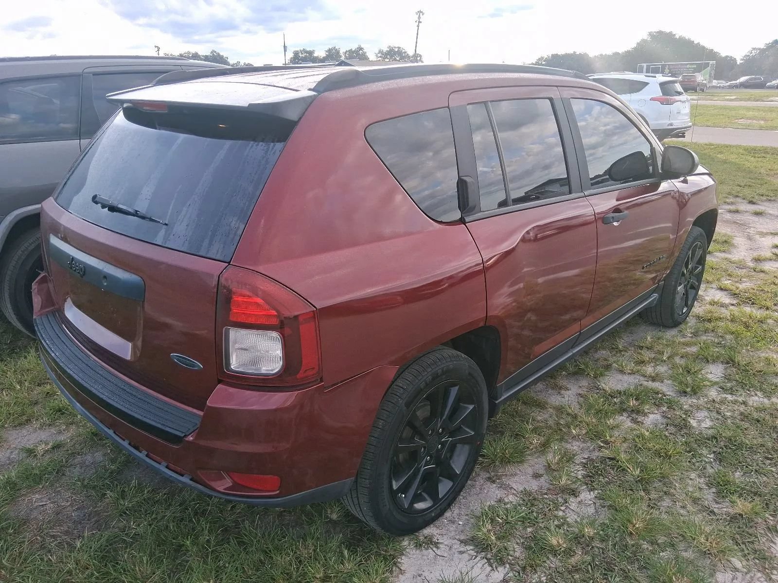 Used 2015 Jeep Compass Sport FWD image 7