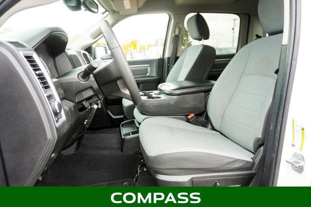 Used 2022 RAM 1500 Classic SLT image 11