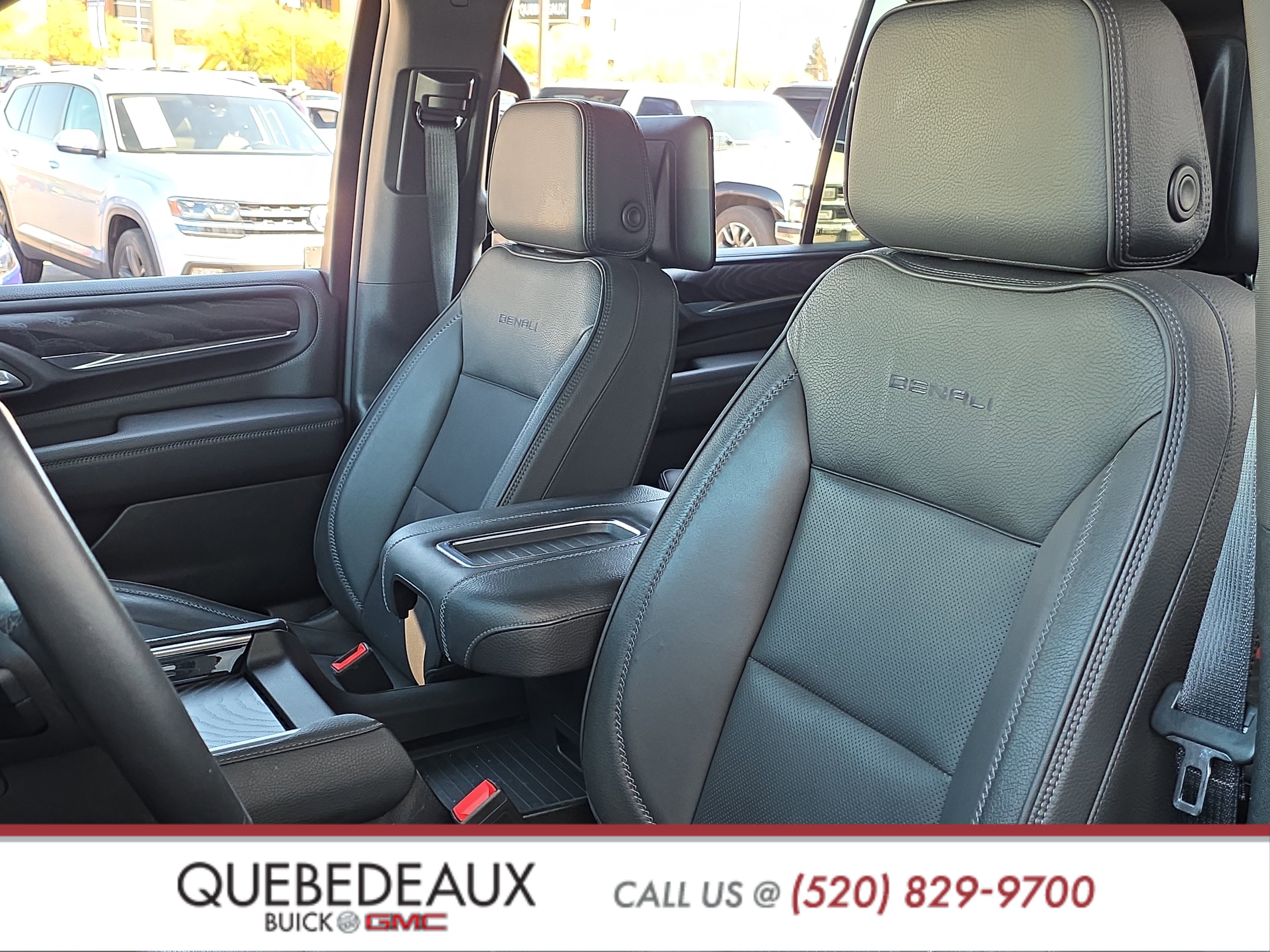 Used 2024 GMC Yukon XL Denali w/ Advanced Technology Package image 13