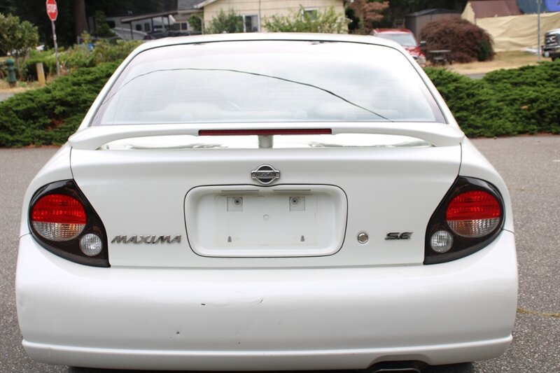 Used 2001 Nissan Maxima SE FWD image 10