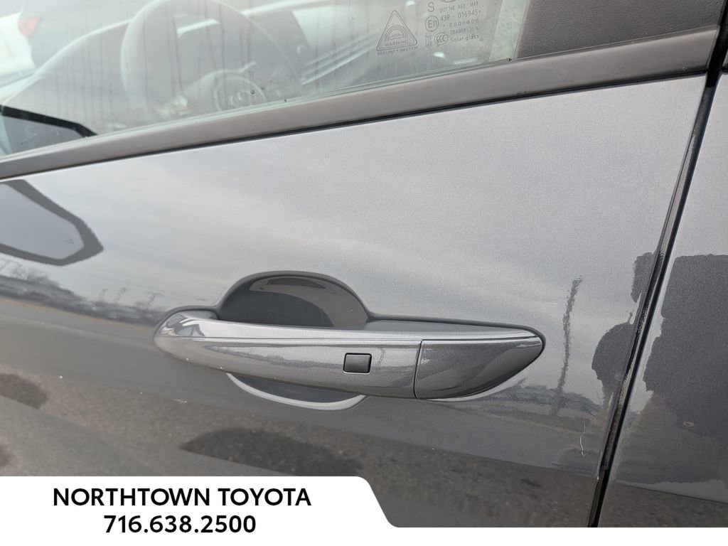 Used 2023 Hyundai Elantra SEL image 36