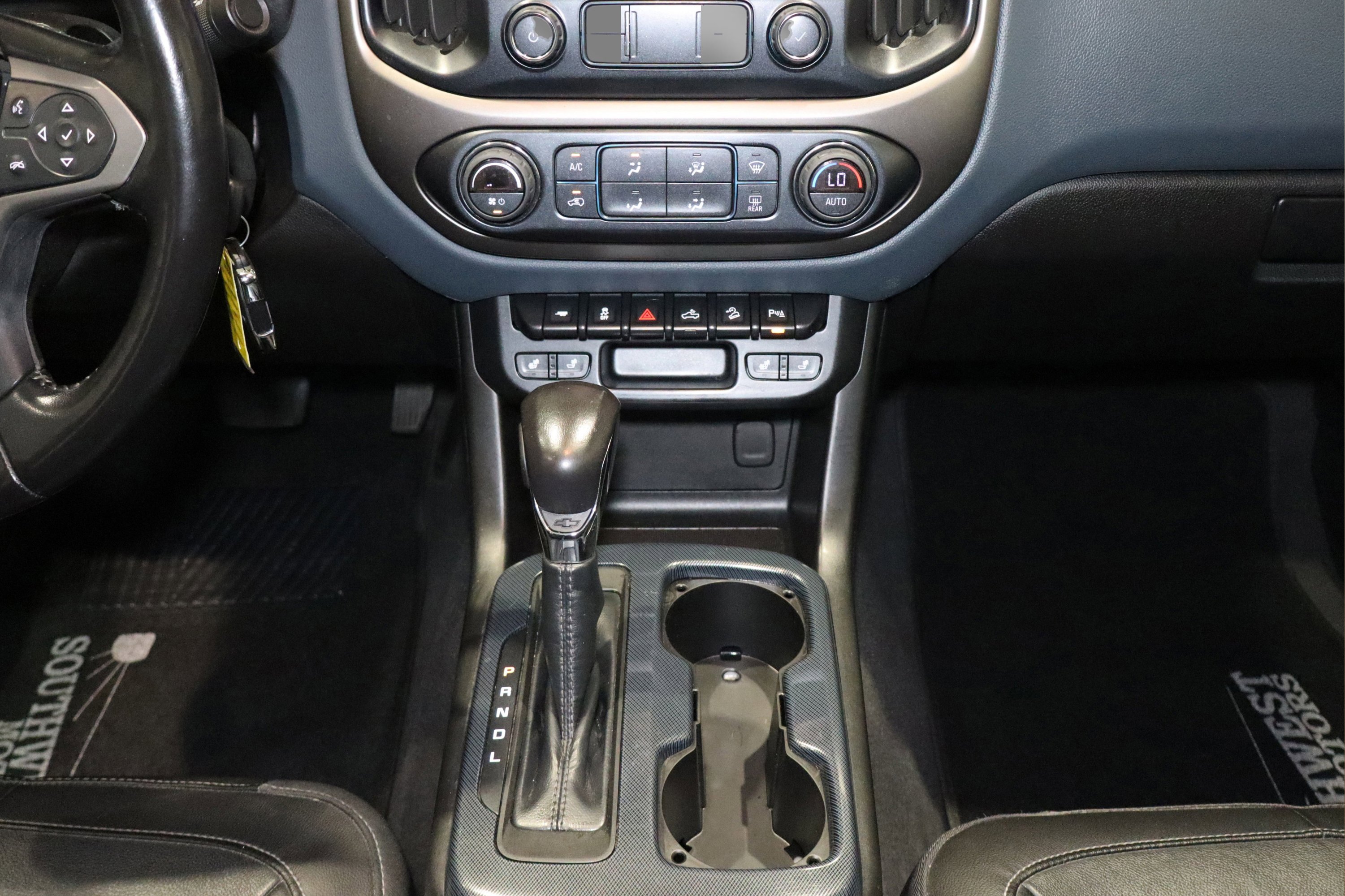 Used 2022 Chevrolet Colorado Z71 w/ Z71 Midnight Edition image 26