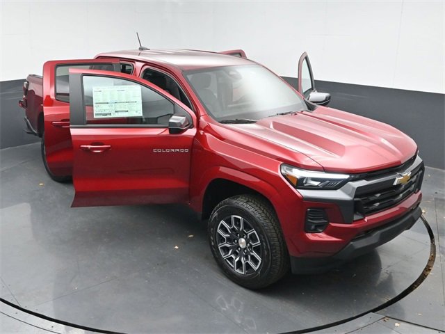 Used 2024 Chevrolet Colorado LT w/ LT Convenience Package III image 43