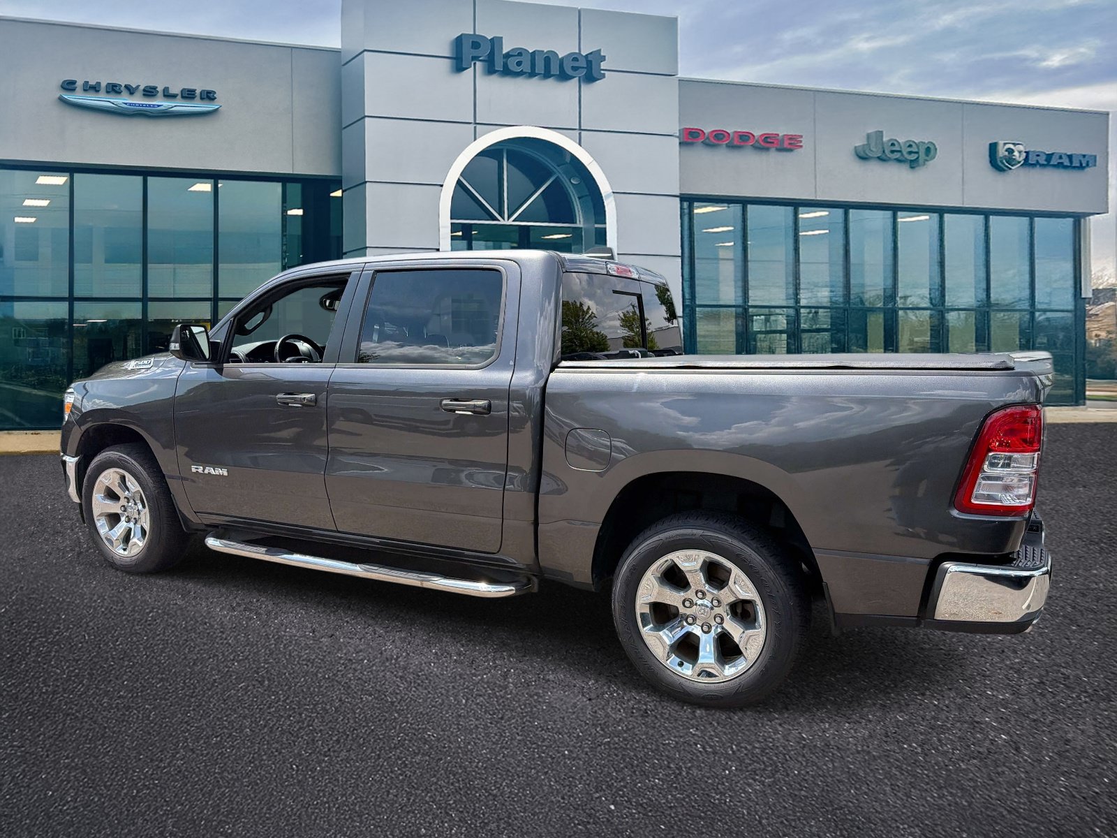 Used 2021 RAM 1500 Big Horn AWD/4WD image 3