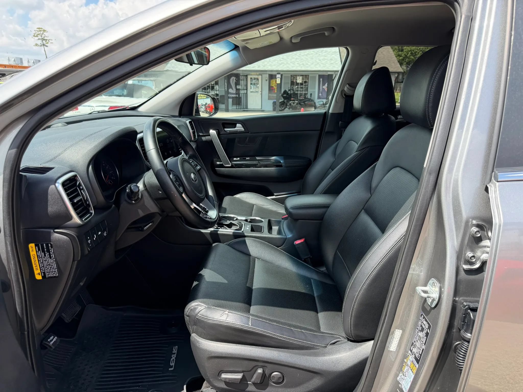 Used 2020 Kia Sportage EX FWD image 19