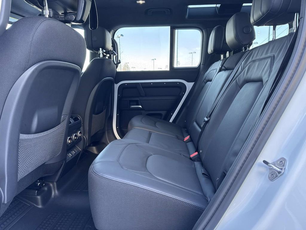 New 2026 Land Rover Defender 110 V8 image 11
