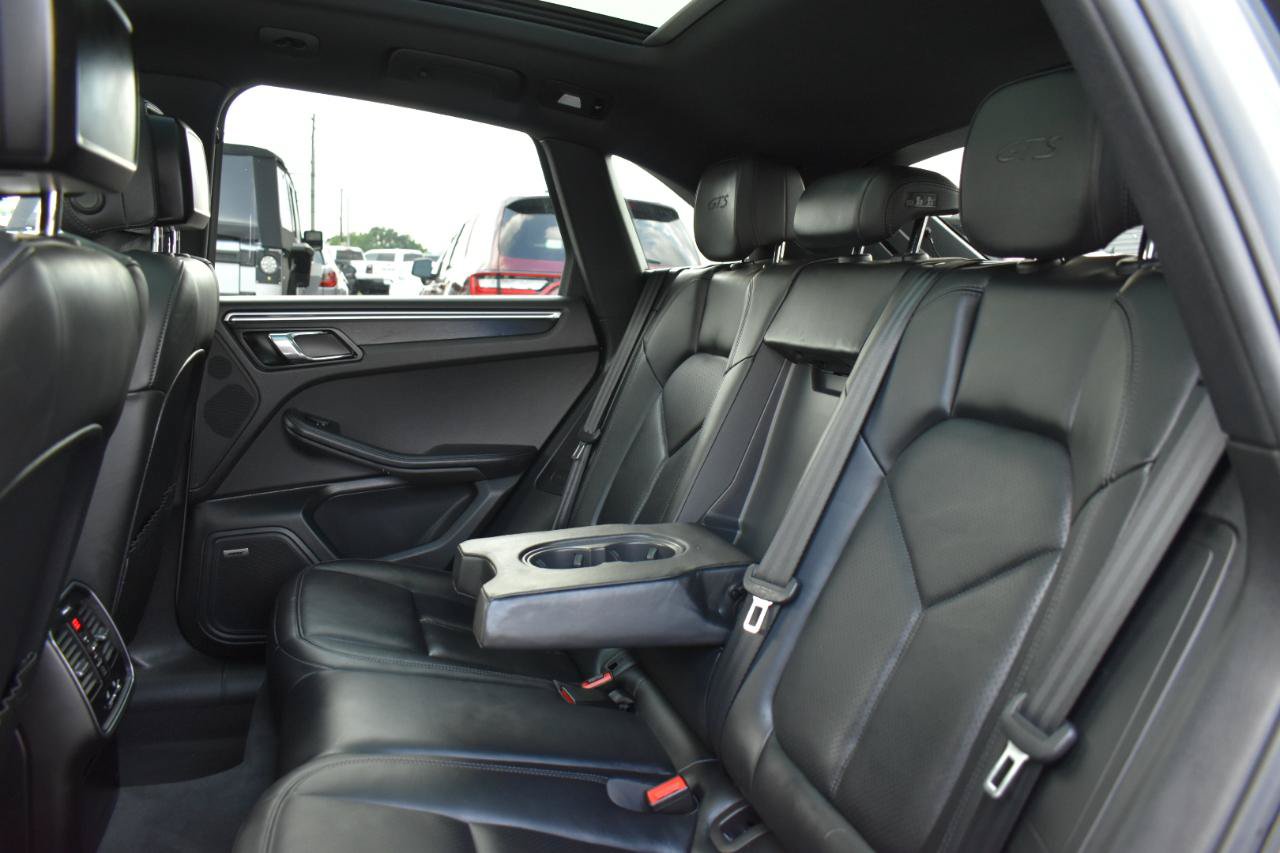 Used 2017 Porsche Macan GTS AWD/4WD image 27
