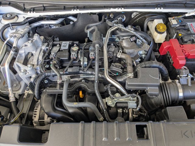 Used 2025 Nissan Kicks SR AWD/4WD image 21
