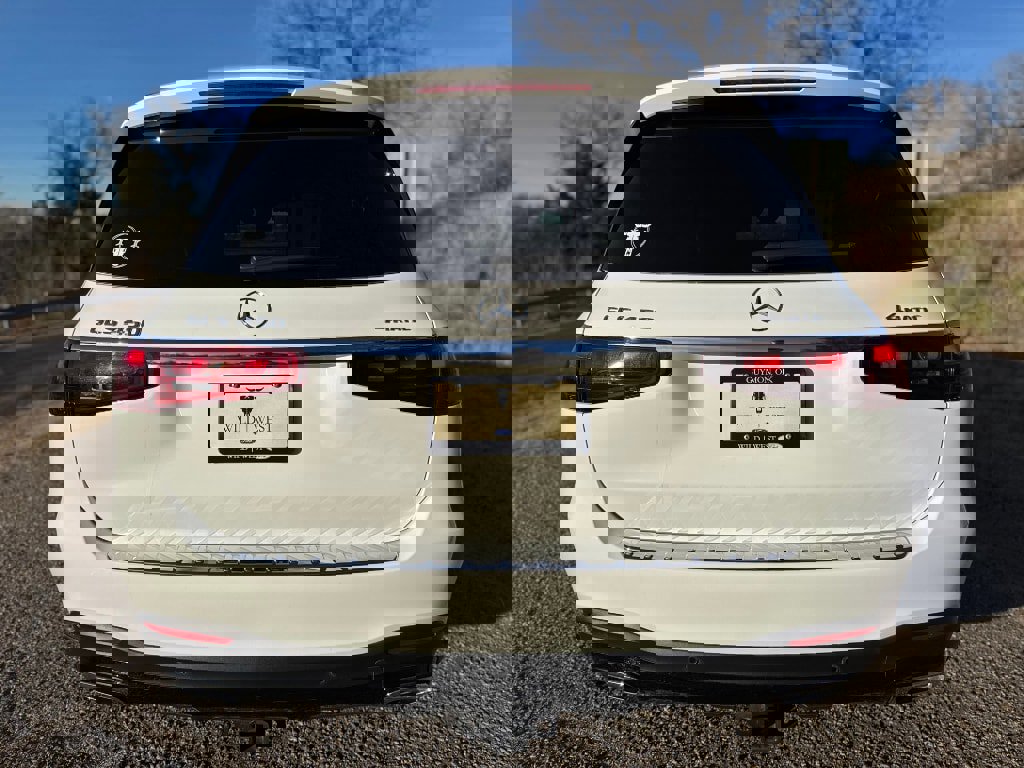 Used 2025 Mercedes-Benz GLS 450 4MATIC image 6