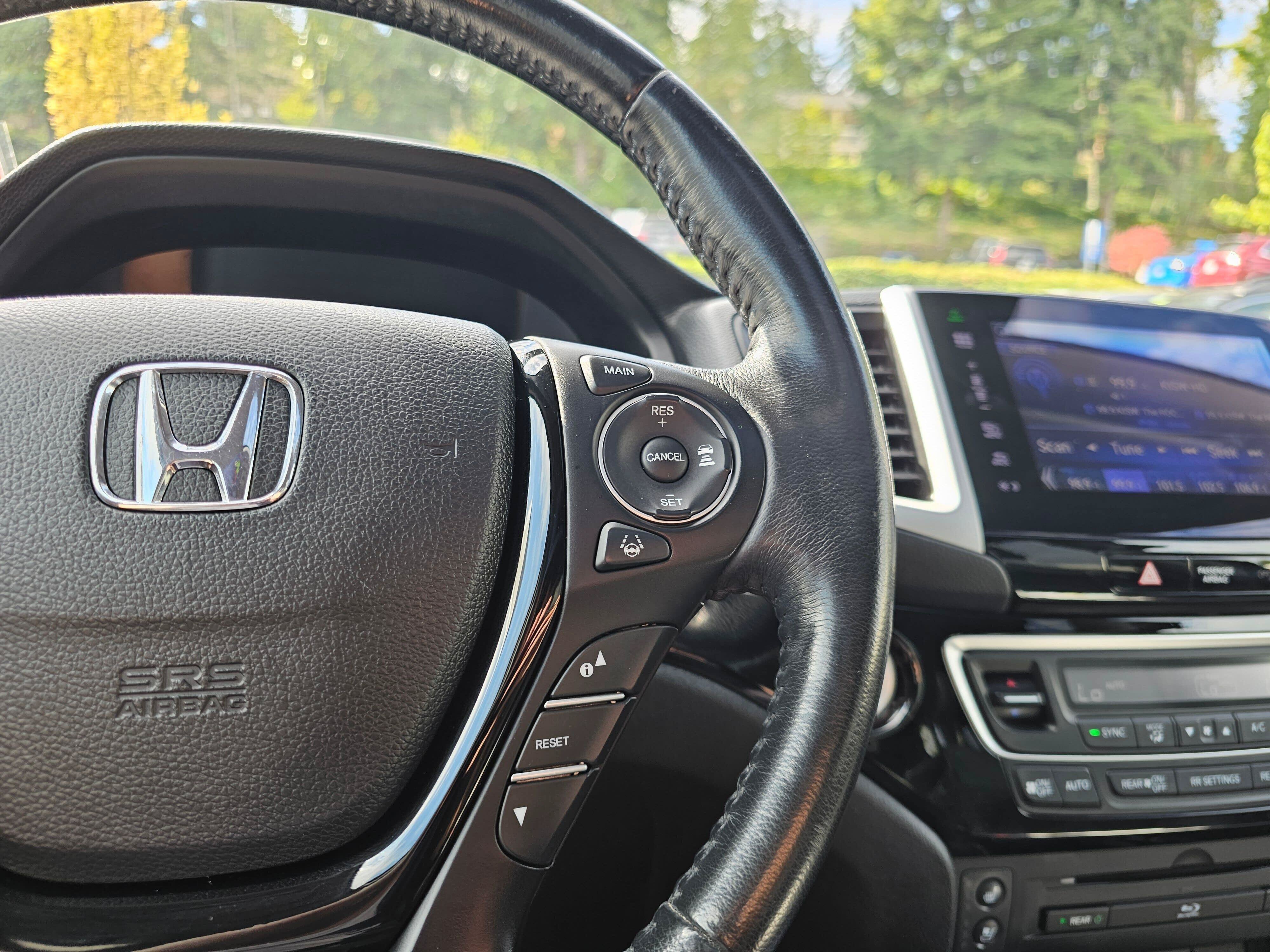 Used 2016 Honda Pilot Elite image 34