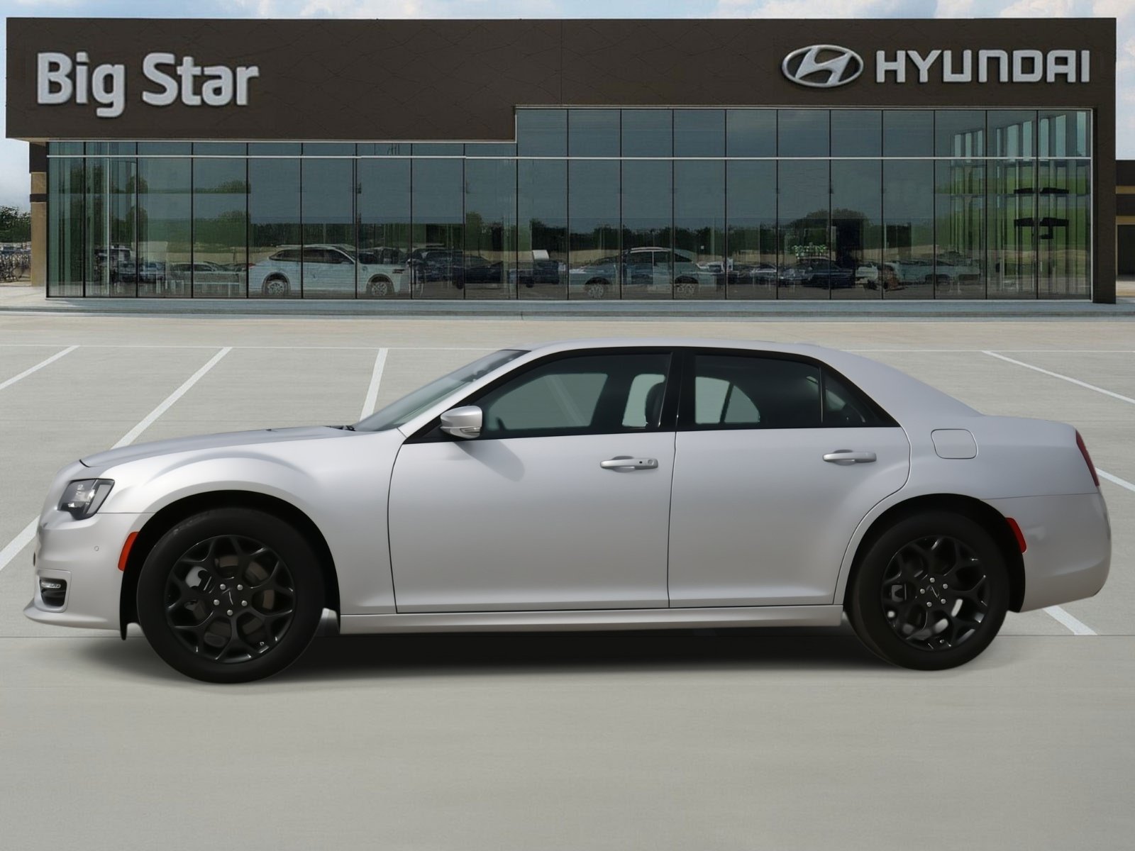 Used 2023 Chrysler 300 Touring L w/ Popular Equipment Group AWD/4WD image 2