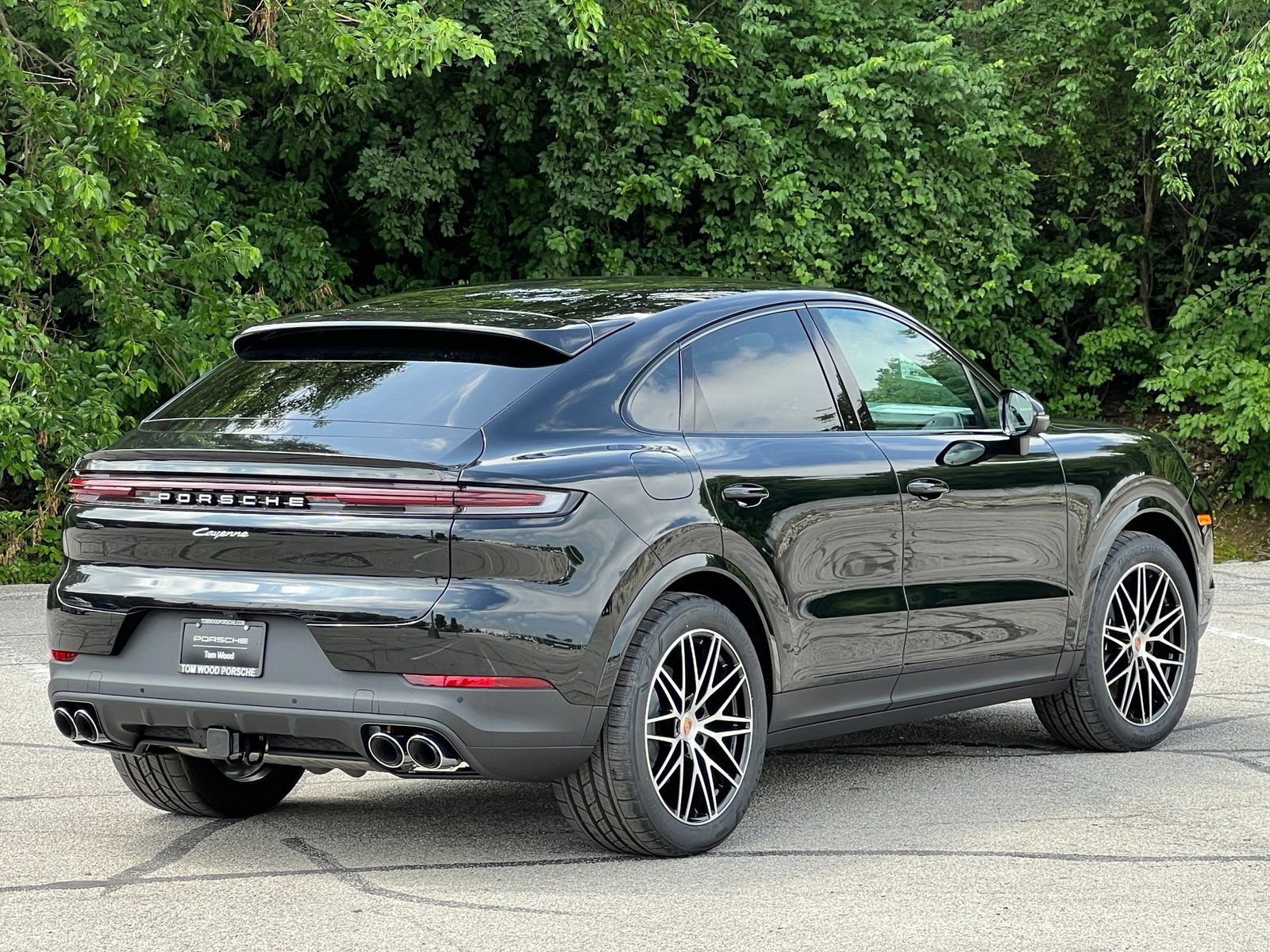 New 2026 Porsche Cayenne Coupe AWD/4WD image 6