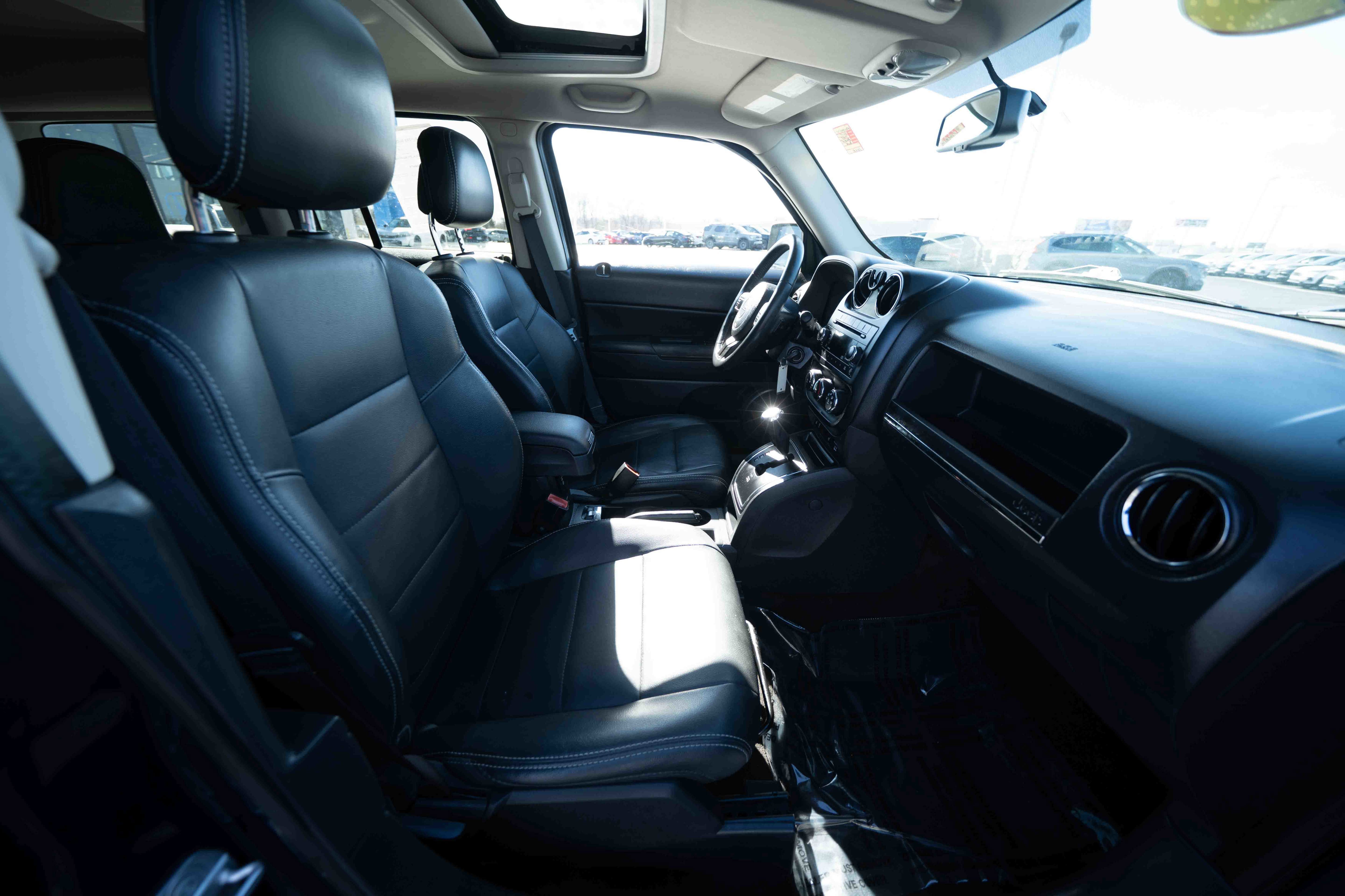 Used 2015 Jeep Patriot High Altitude image 27