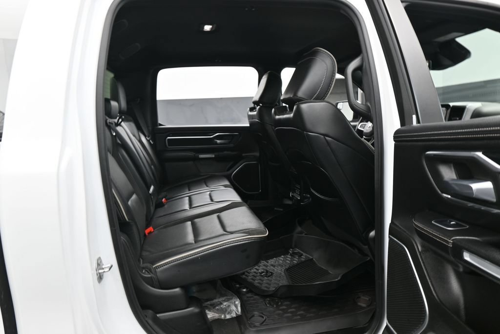 Used 2023 RAM 1500 Laramie AWD/4WD image 34