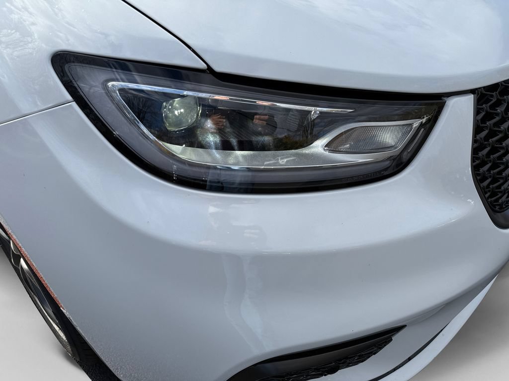 New 2026 Chrysler Pacifica Select FWD image 22