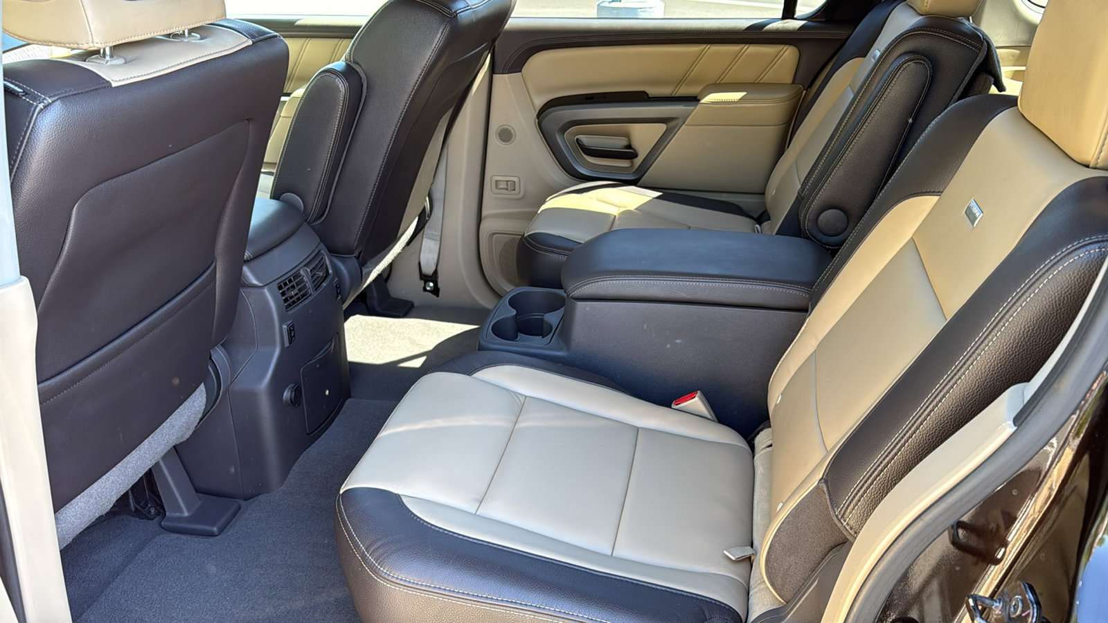 Used 2015 Nissan Armada Platinum w/ Platinum Reserve Package AWD/4WD image 22