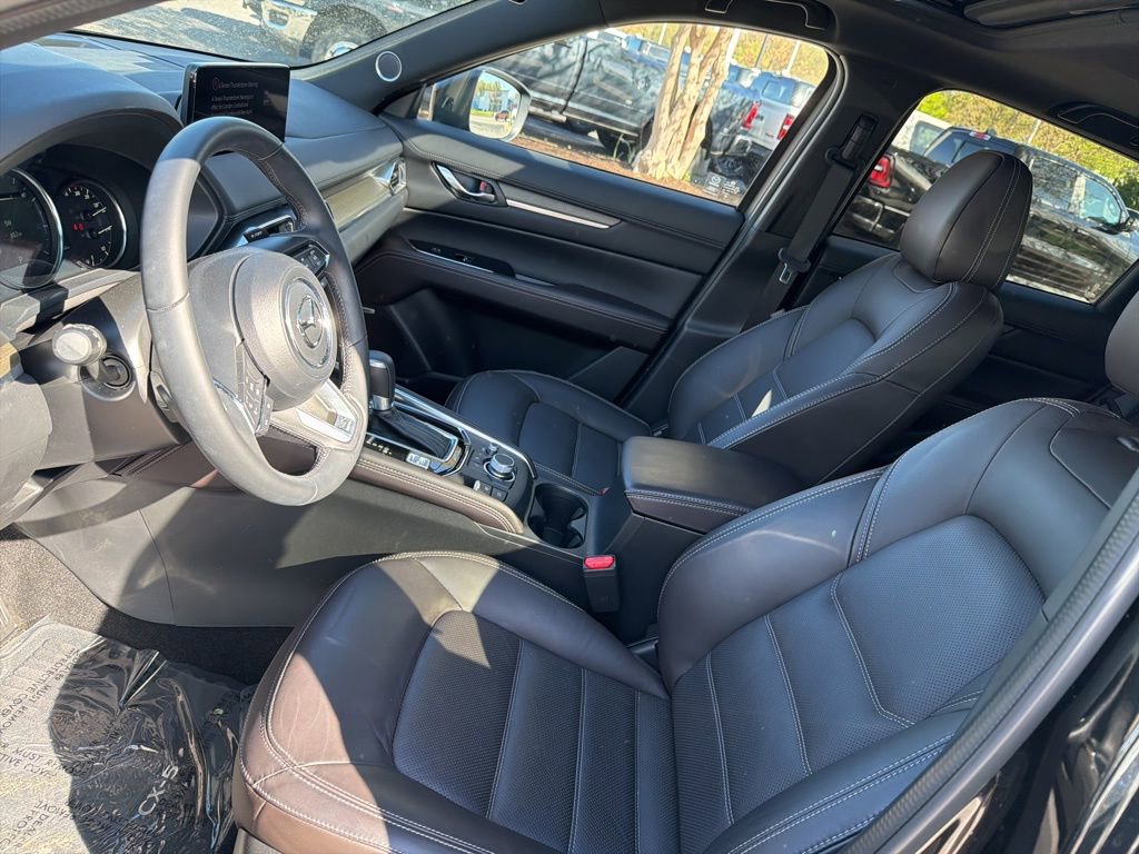 Used 2025 MAZDA CX-5 Signature image 17