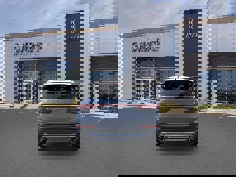 New 2026 Lincoln Corsair Premiere image 5