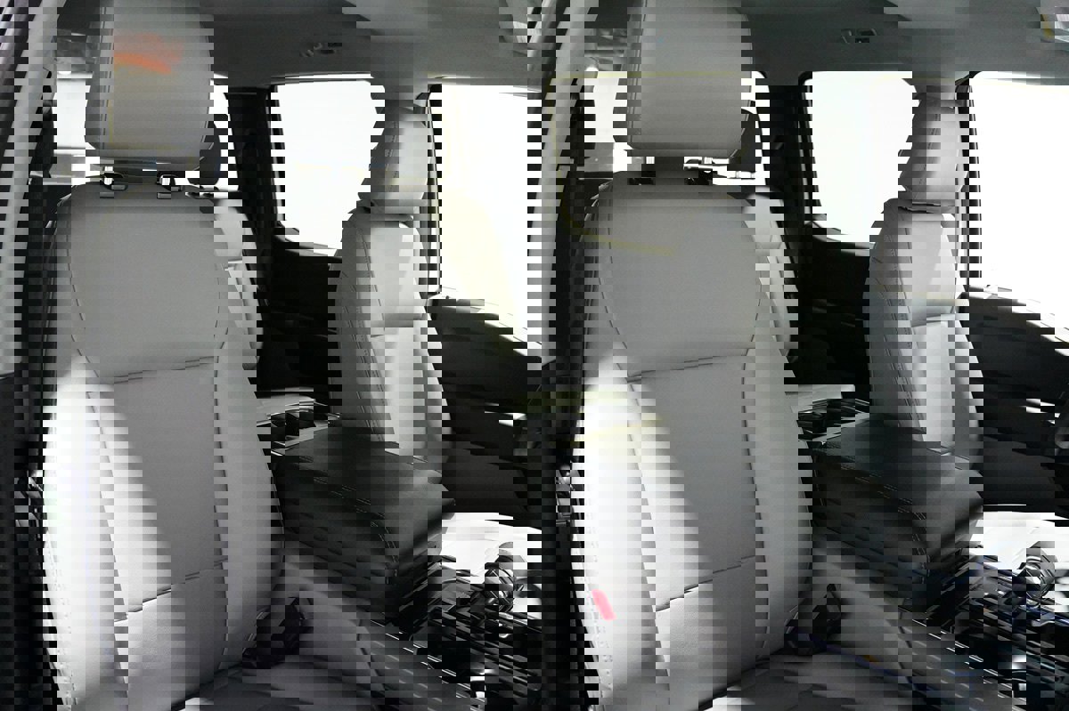 Used 2022 Ford F150 Lightning Pro image 23