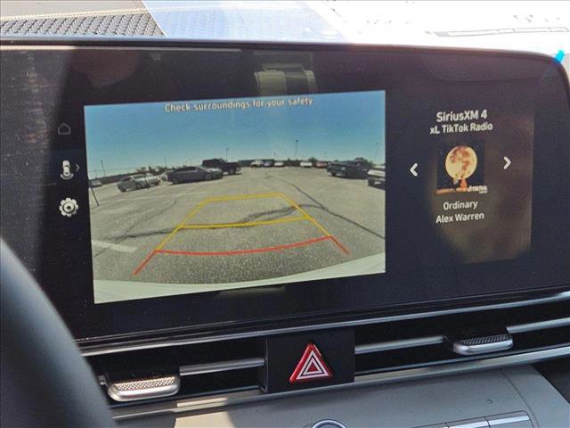 New 2025 Hyundai Elantra Limited image 14