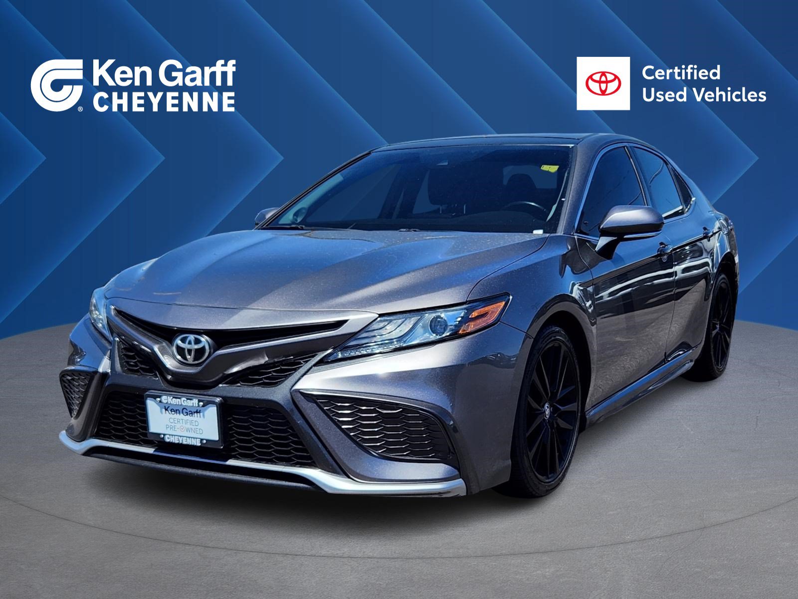 Used 2021 Toyota Camry XSE FWD image 1