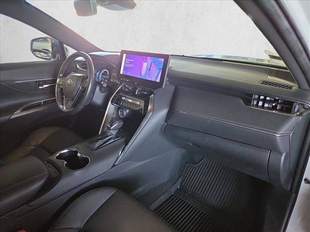 Used 2024 Toyota Venza Nightshade AWD/4WD image 20