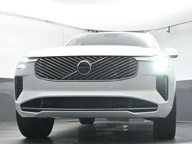 Used 2026 Volvo XC90 T8 Ultra w/ Protection Package Premier AWD/4WD image 35