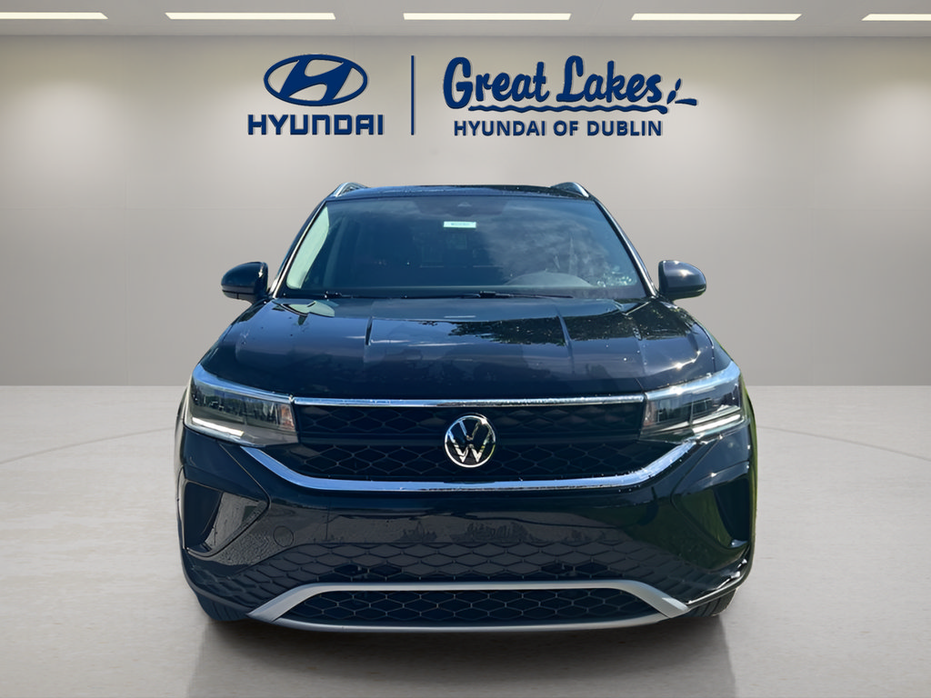 Used 2024 Volkswagen Taos SE AWD/4WD image 8