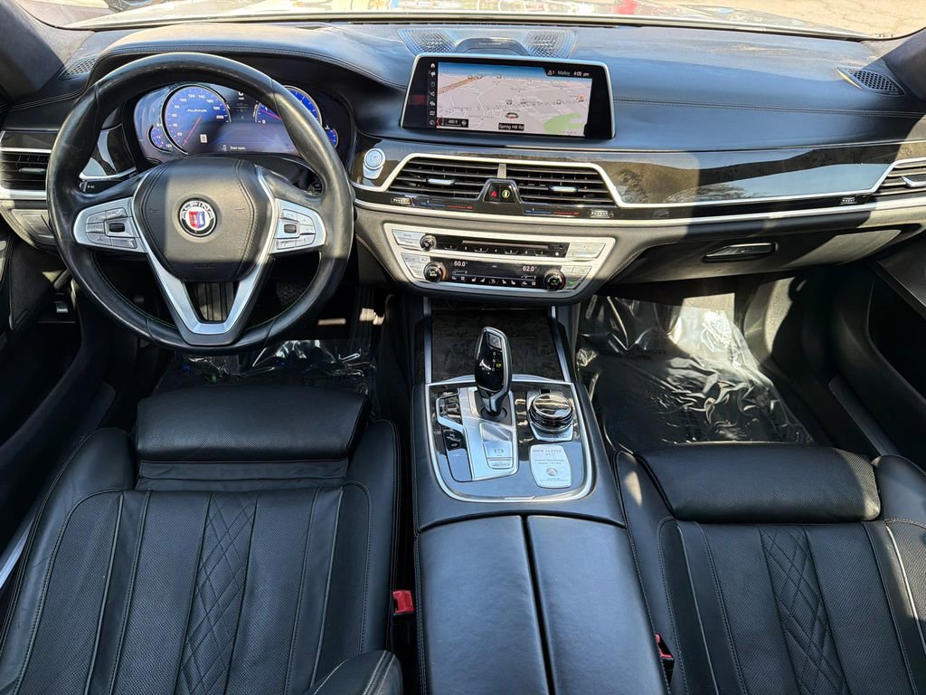 Used 2018 BMW ALPINA B7 xDrive image 21