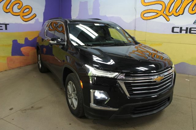 Used 2022 Chevrolet Traverse LT AWD/4WD image 2