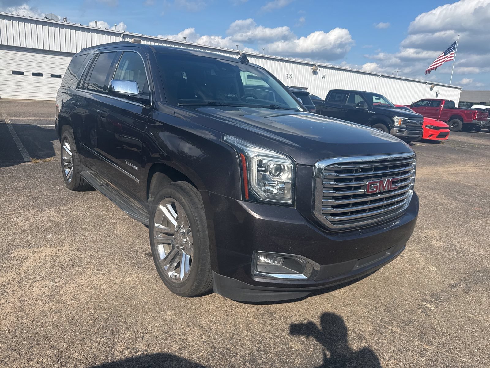 Used 2018 GMC Yukon SLT w/ Premium Edition