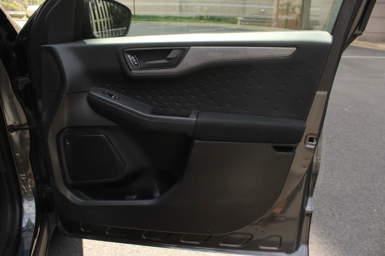 Used 2020 Ford Escape S AWD/4WD image 26