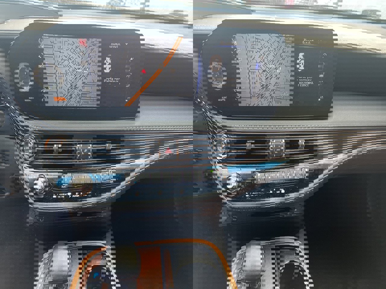 Used 2021 Lexus LS 500 w/ Accessory Package (Z2) image 11