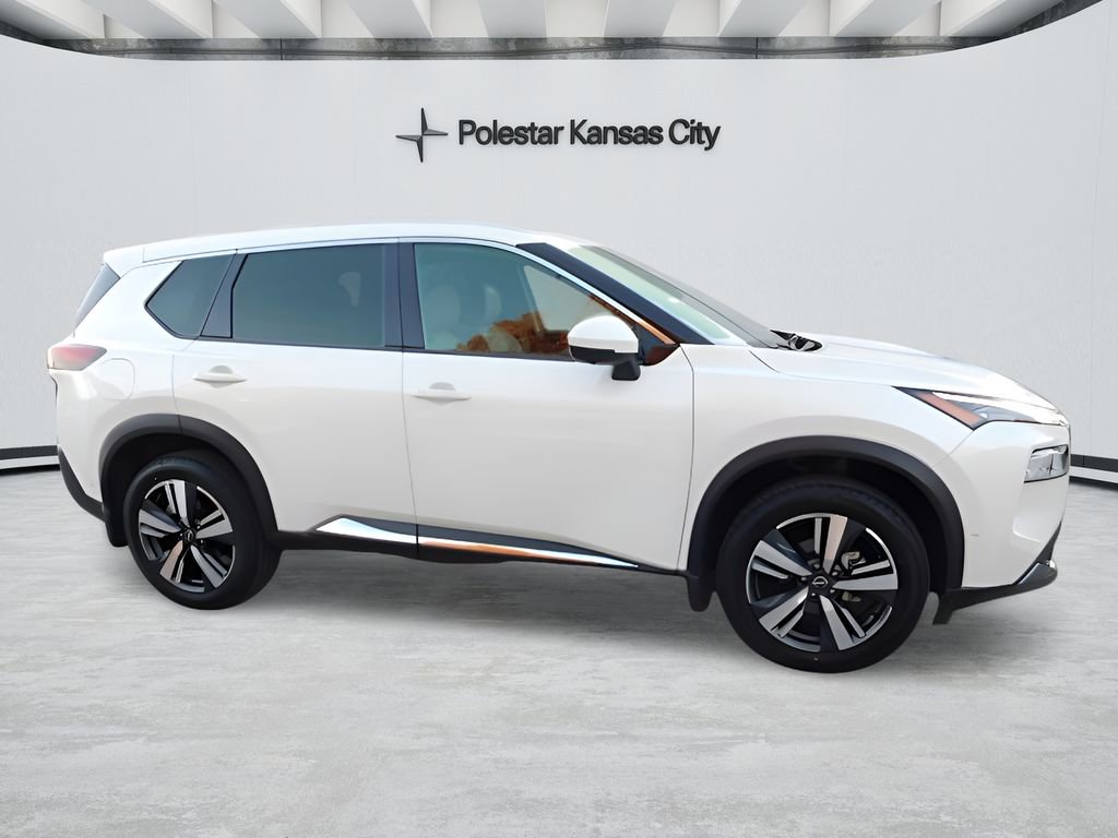 Used 2023 Nissan Rogue SL w/ SL Premium Package image 4