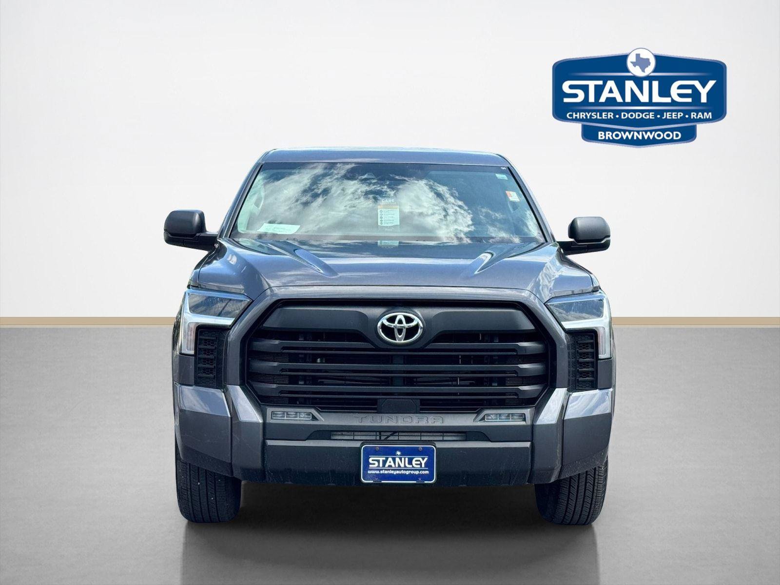 Used 2024 Toyota Tundra SR5 RWD image 2