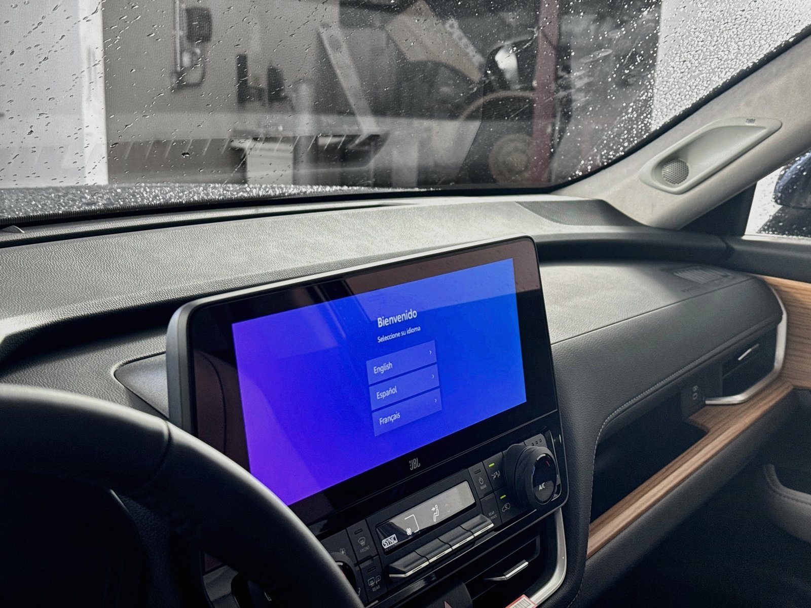 Used 2025 Toyota Grand Highlander AWD image 7