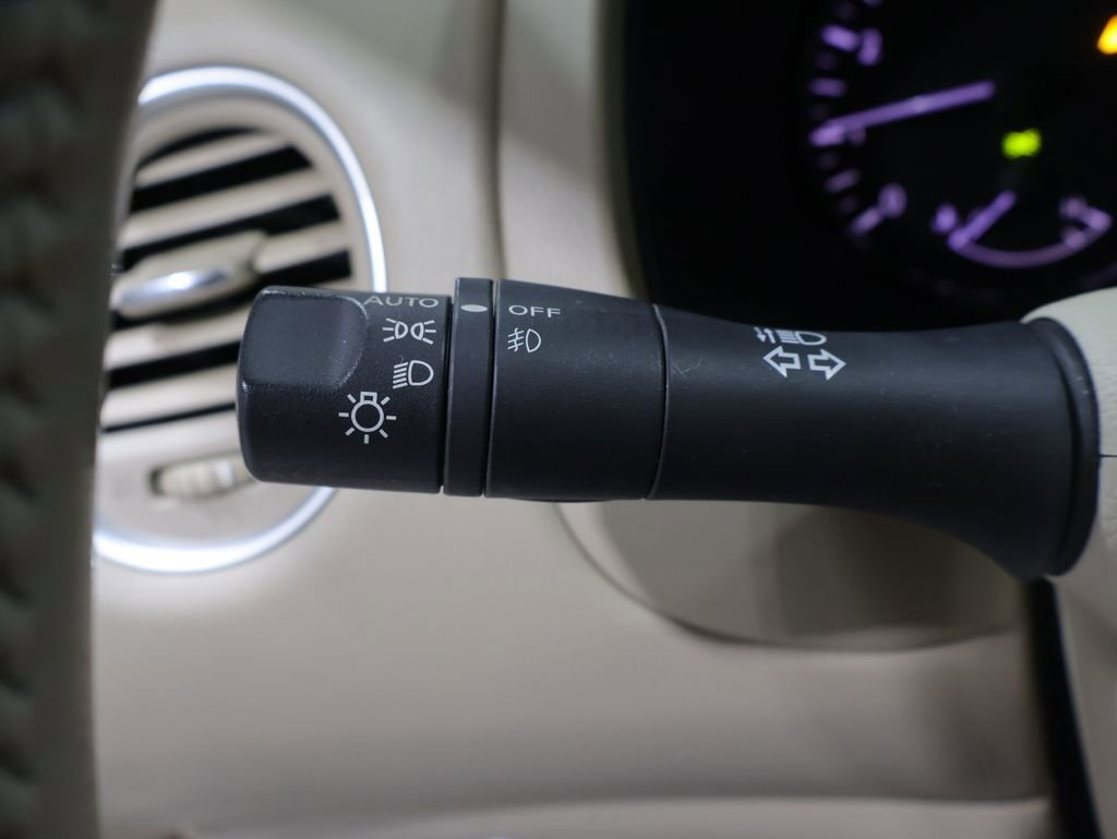 Used 2013 Nissan Pathfinder SL image 35