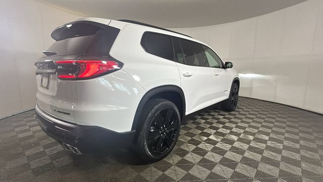 New 2025 GMC Acadia Elevation w/ Black Edition AWD/4WD image 3