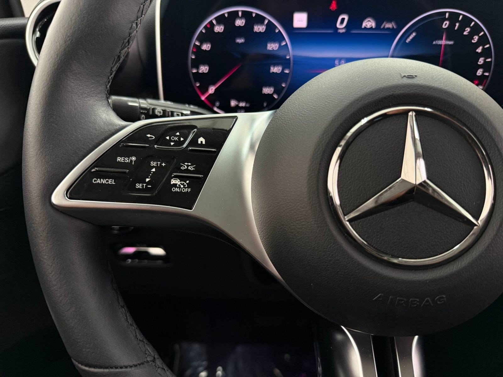 Certified 2025 Mercedes-Benz GLC 350e 4MATIC image 13