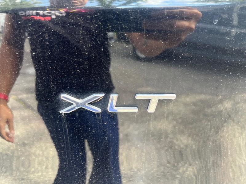 Used 2023 Ford Transit 350 XLT image 12